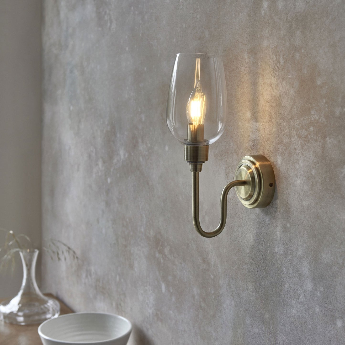 Lamp Candle| Single Wall Light in Antique Brass & Clear Glass